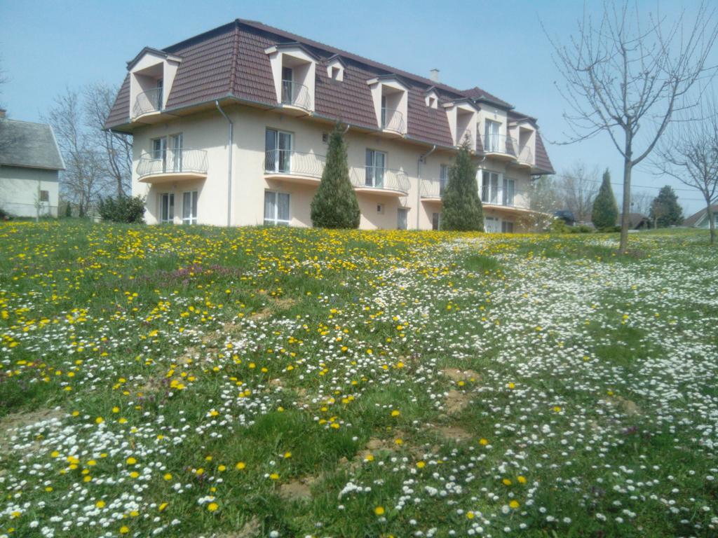 Balla Appartements Zalakaros Esterno foto